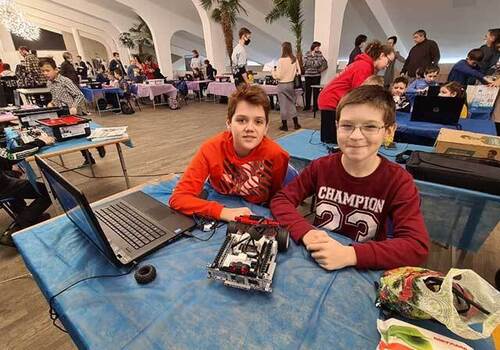 Наши призеры Областных робототехнических соревнований для начинающих - Дом детского творчества | Кружки и секции для детей в Екатеринбурге | Куйбышева 111 | Большакова 15