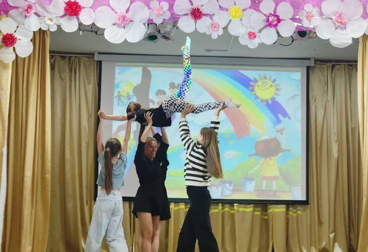 Закрытие смены в лагере «Мечта» - Дом детского творчества | Кружки и секции для детей в Екатеринбурге | Куйбышева 111 | Большакова 15