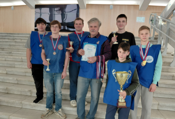 «Победная регата»: юные судомоделисты Октябрьского района победили в областной олимпиаде - Дом детского творчества | Кружки и секции для детей в Екатеринбурге | Куйбышева 111 | Большакова 15