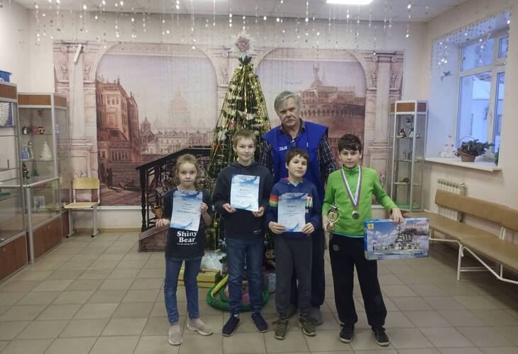 Моя первая модель - Дом детского творчества | Кружки и секции для детей в Екатеринбурге | Куйбышева 111 | Большакова 15