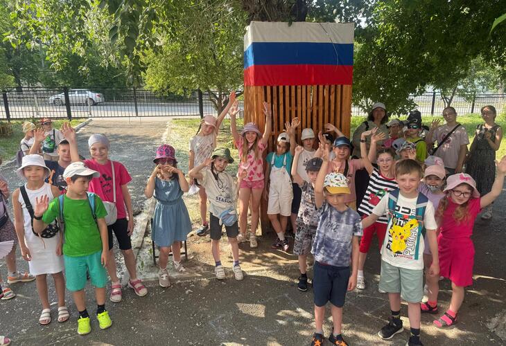 День русского языка и День России: Праздник культуры и патриотизма в лагере «Мечта» - Дом детского творчества | Кружки и секции для детей в Екатеринбурге | Куйбышева 111 | Большакова 15